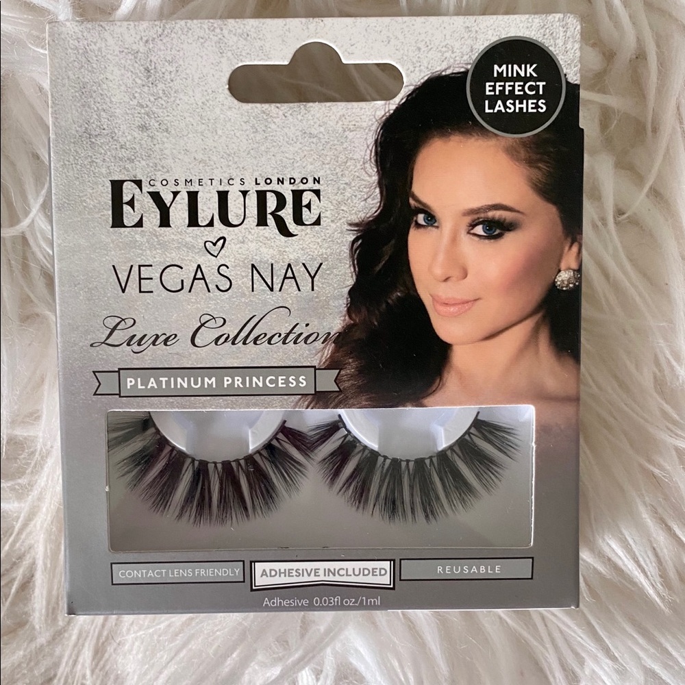 Eyelure Vegas Nay